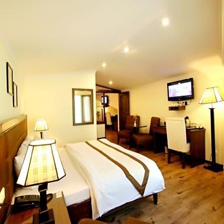 East Bourne Resort Shimla Esterno foto